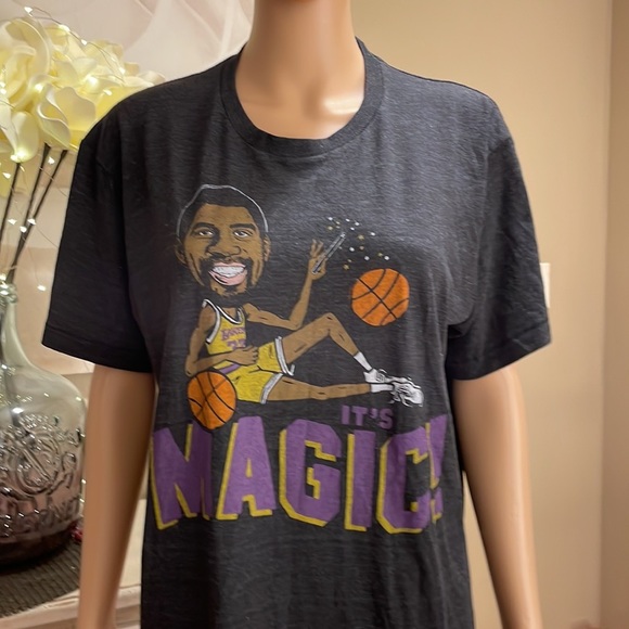 HOMAGE Other - VINTAGE Homage T-shirt size Large EUC. Magic Johnson.  🇺🇸 made in USA